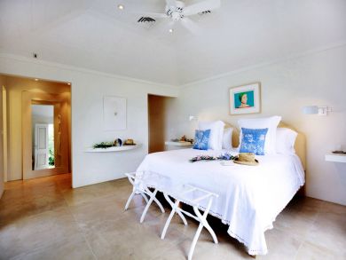 St. Barts Home 897858