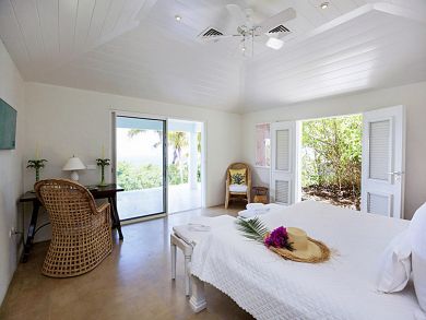 St. Barts Home 897858