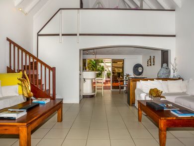 St. Barts Home 897860