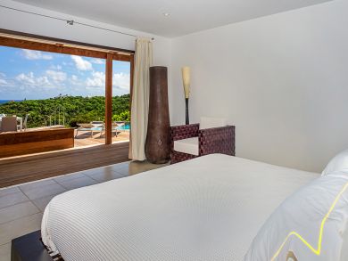 St. Barts Home 897860