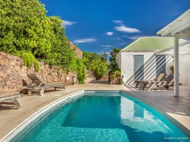 St. Barts Home 897861