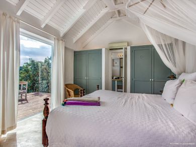 St. Barts Home 897861