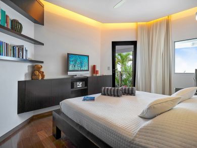 St. Barts Home 897862