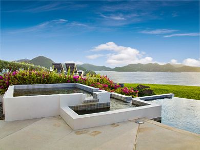 St. Barts Home 897863