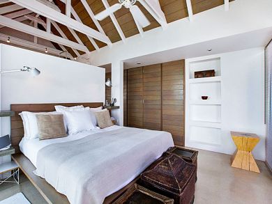 St. Barts Home 897863