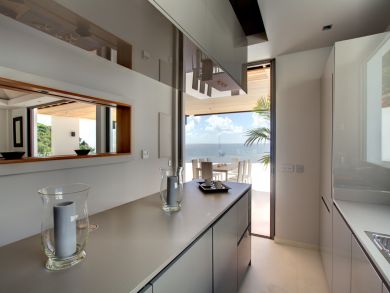 ST. BARTS 5 BEDROOM VILLA BEACH ACCESS