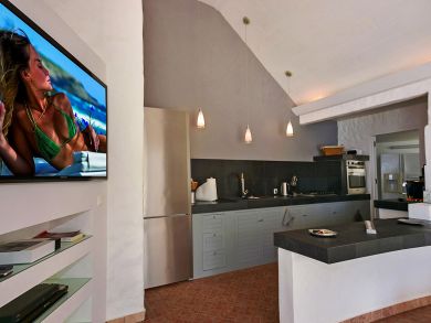 St. Barts Home 897869