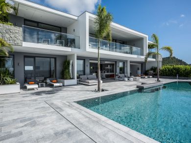 St. Barts Home 897876