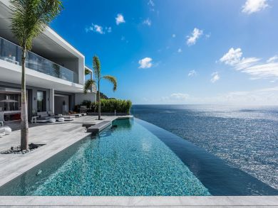 St. Barts Home 897876