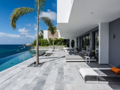 St. Barts Home 897876