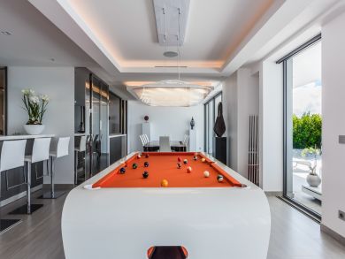 St. Barts Home 897876