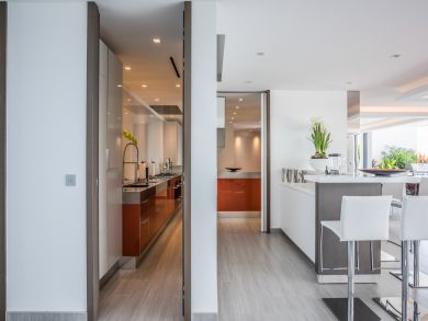 St. Barts Home 897876