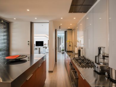 St. Barts Home 897876