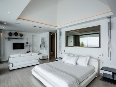 St. Barts Home 897876