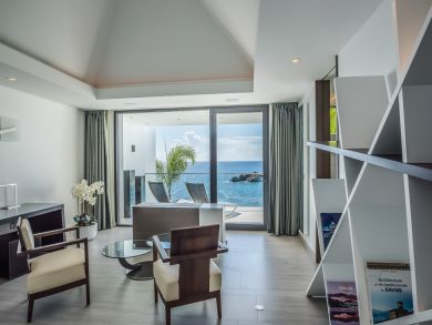 St. Barts Home 897876