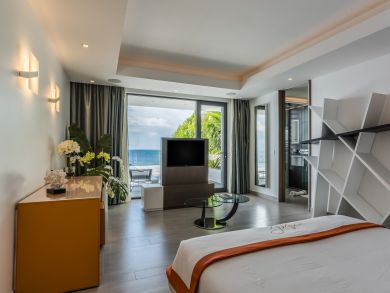 St. Barts Home 897876