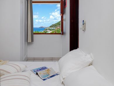 St. Barts Home 897880