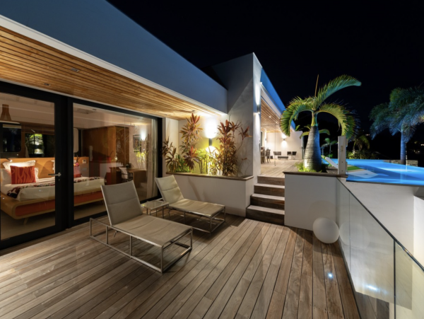 Anse Des Cayes St Barts Luxury Villa Pool & Staff