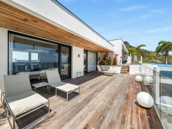 Anse Des Cayes St Barts Luxury Villa Pool & Staff