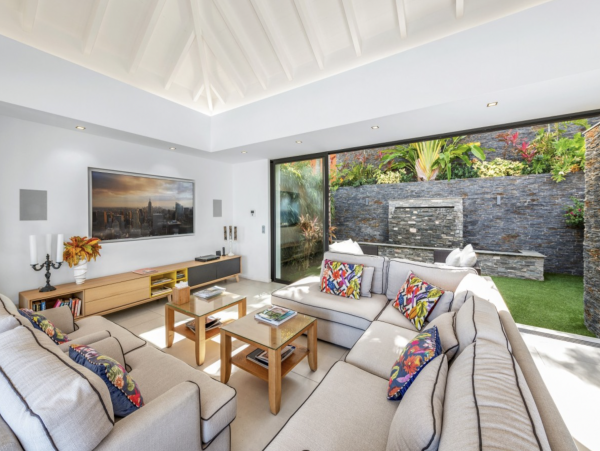 Anse Des Cayes St Barts Luxury Villa Pool & Staff