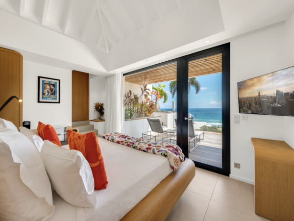 Anse Des Cayes St Barts Luxury Villa Pool & Staff