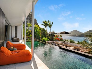 St. Barts Home 897883
