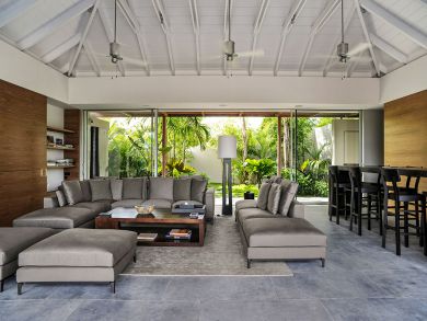 St. Barts Home 897883