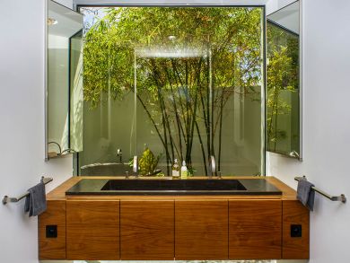 St. Barts Home 897883