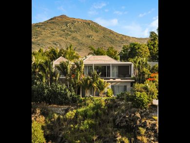 St. Barts Home 897883