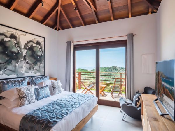 St. Barts Home 897888