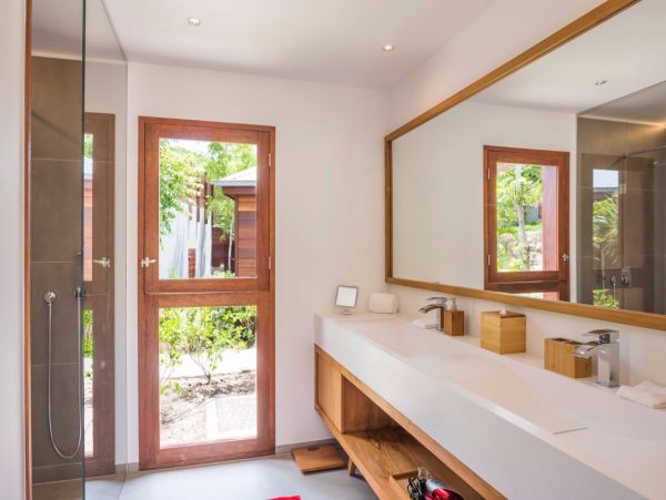 St. Barts Home 897888