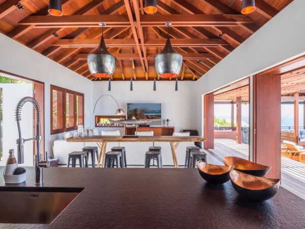 St. Barts Home 897888