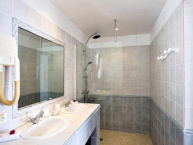 St. Barts Home 897889