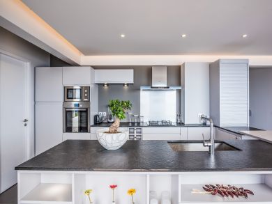 St. Barts Home 897891