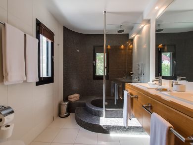 St. Barts Home 897893