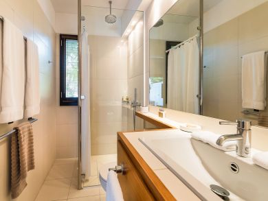 St. Barts Home 897893