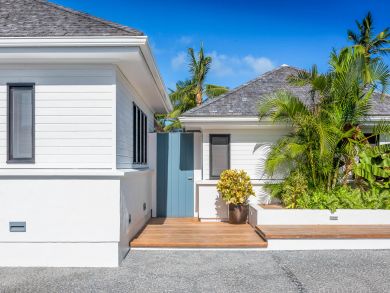 St. Barts Home 897893
