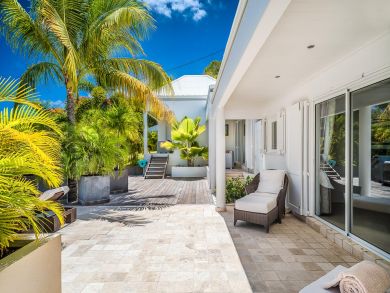 ST. BARTHS 4 BEDROOM LUXURY VILLA WITH POOL AND VIEW