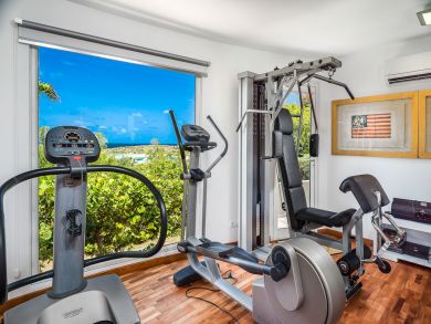 ST. BARTHS 4 BEDROOM LUXURY VILLA WITH POOL AND VIEW