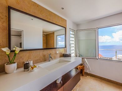 St. Barts Home 897896