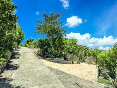 St. Barts Home 897896