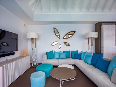 St. Barts Home 897899