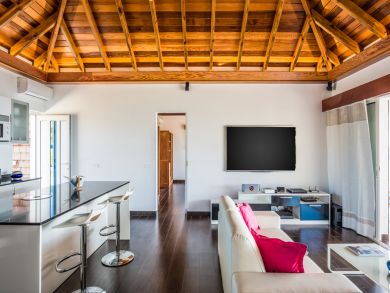 St. Barts Home 897901