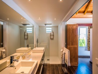 St. Barts Home 897901