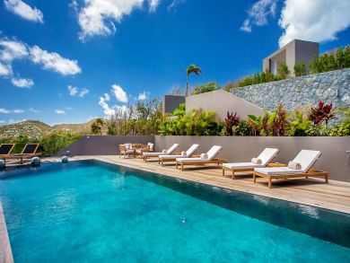 St. Barts Home 897904