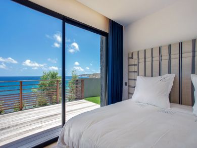 St. Barts Home 897904