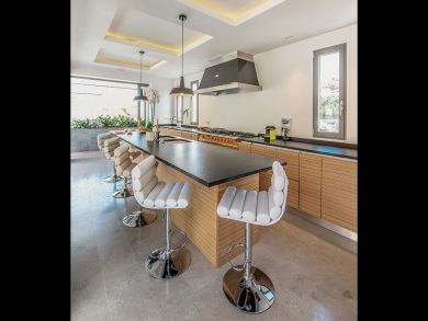 St. Barts Home 897908