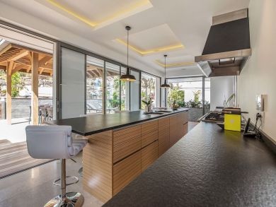 St. Barts Home 897908
