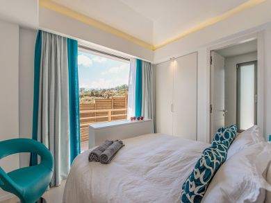 St. Barts Home 897908