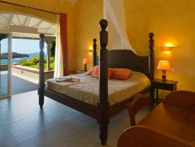 St. Barts Home 897909